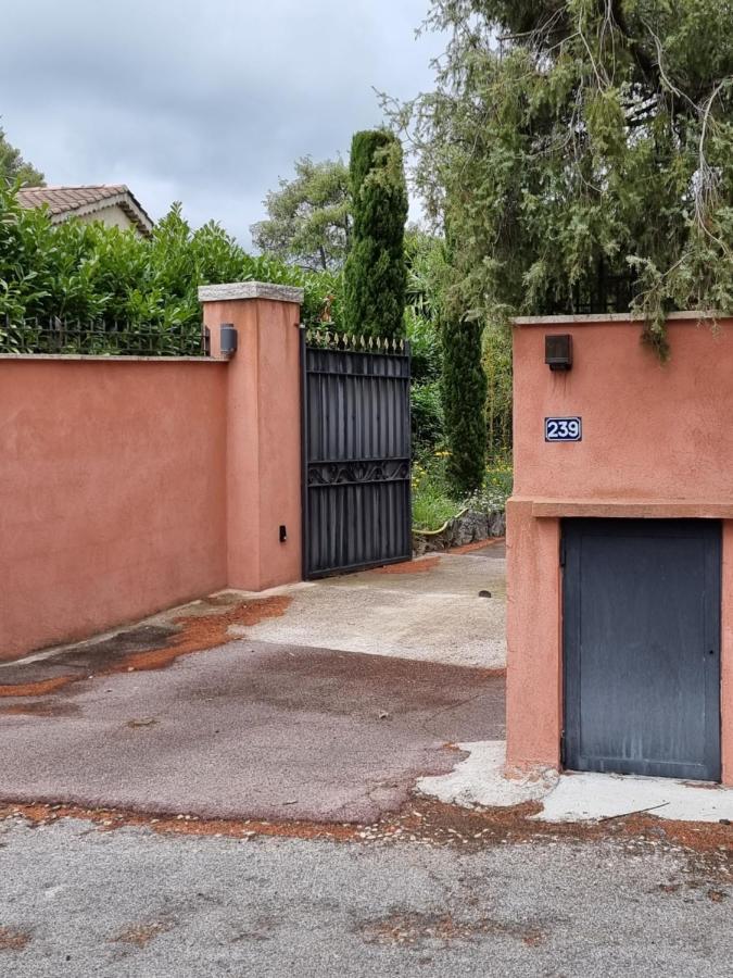 Mas D'Azur Bed and Breakfast Roquefort-les-Pins Buitenkant foto